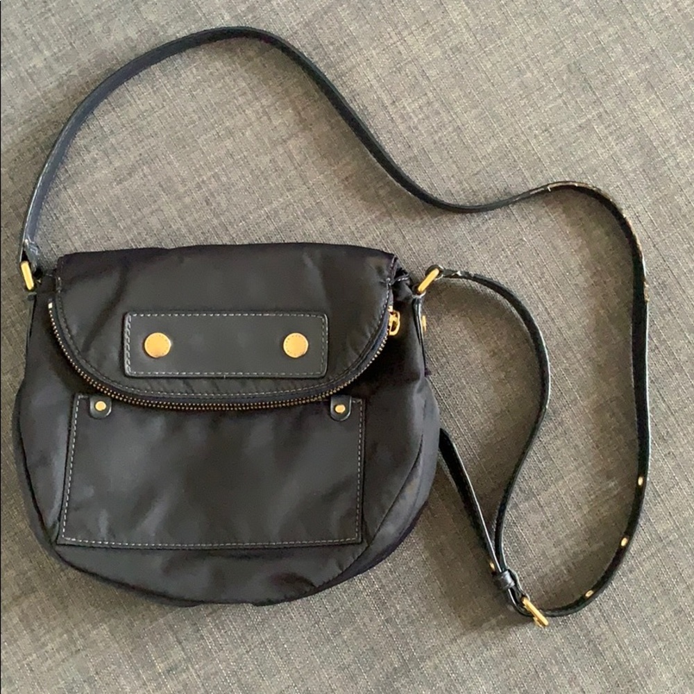 Marc by Marc Jacobs crossbody handbag 👝